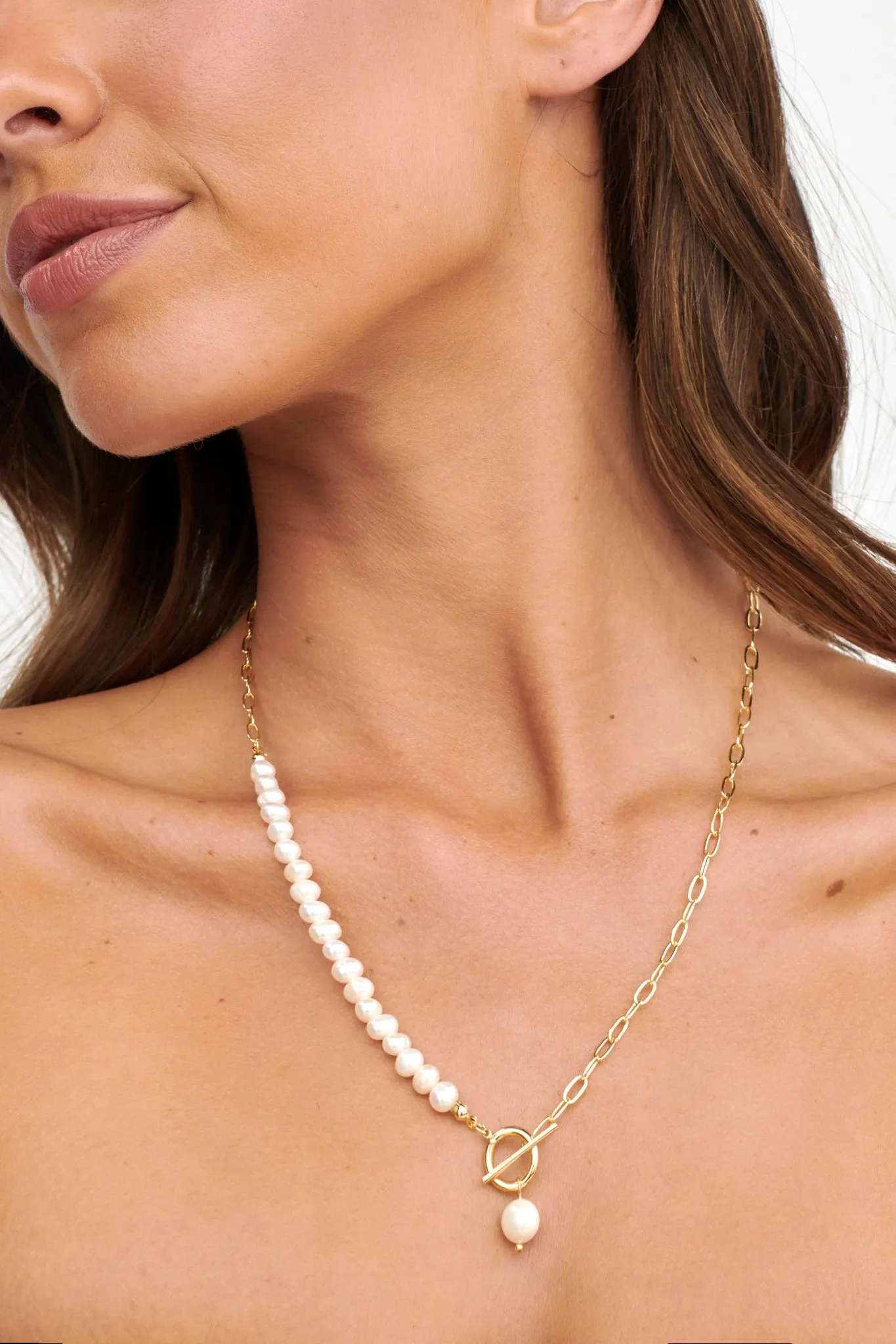 Amelia Pearl & Chain Necklace Gold