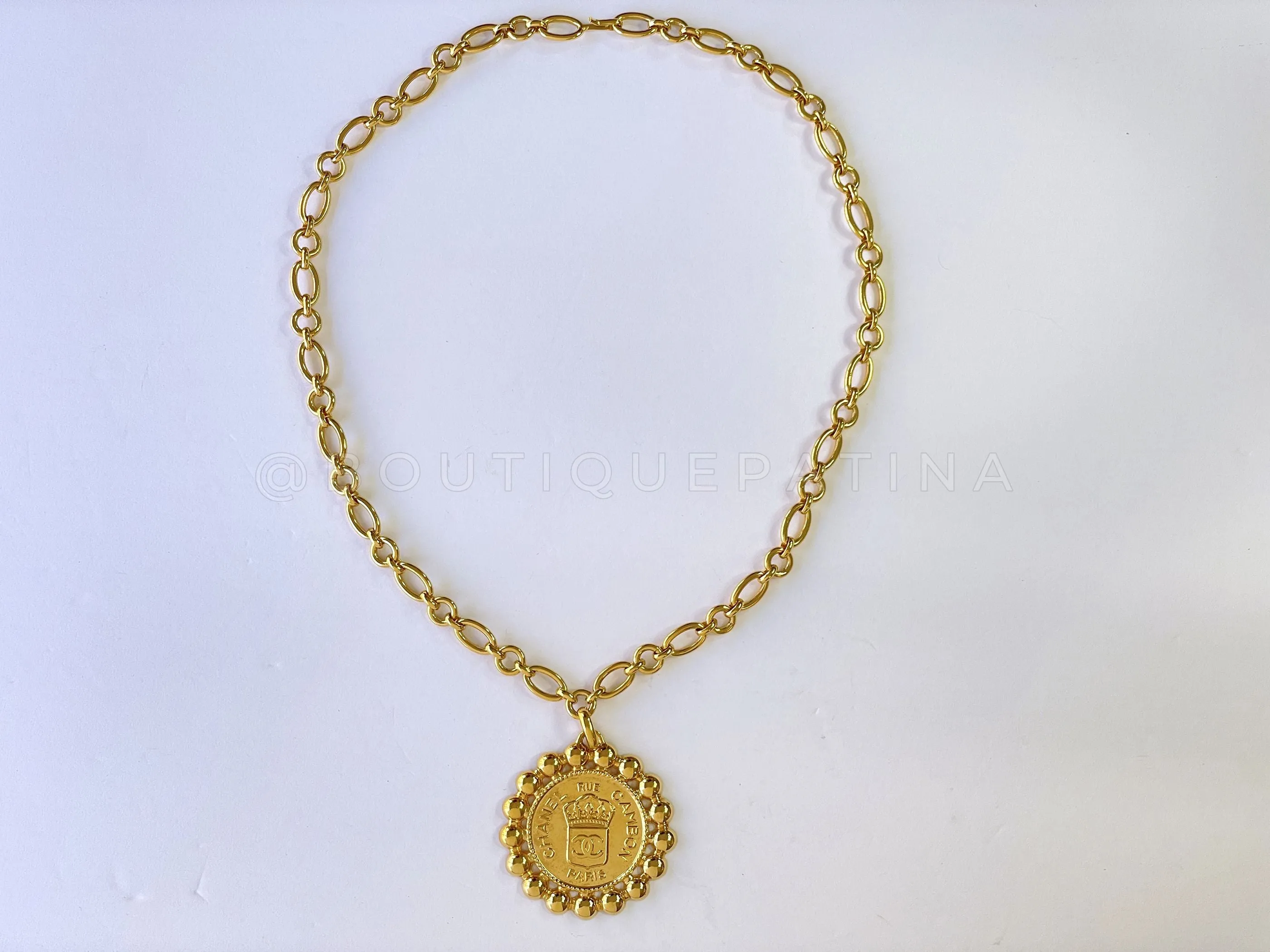 Chanel 1980s Vintage Heraldic Large Medallion Pendant Necklace