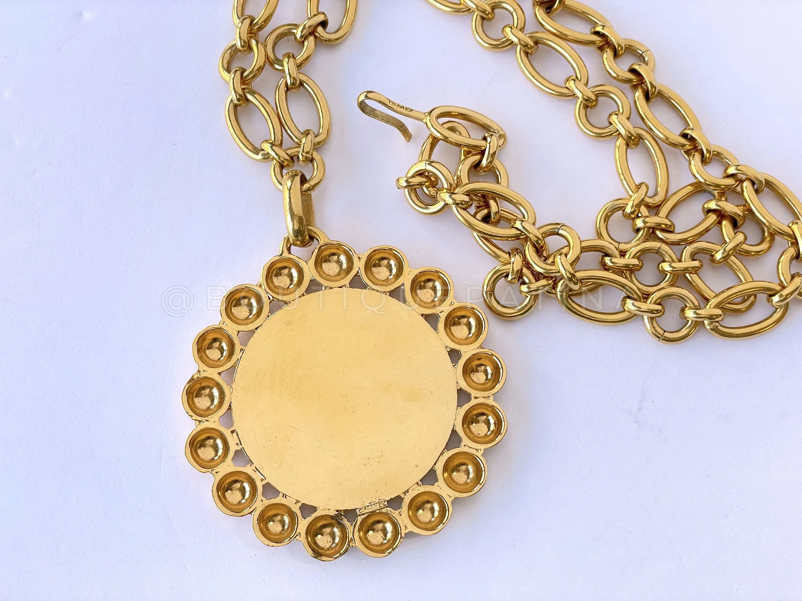 Chanel 1980s Vintage Heraldic Large Medallion Pendant Necklace