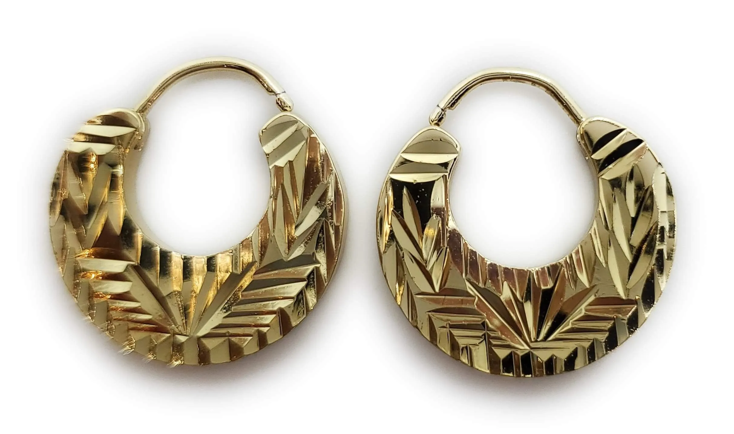 Easy wearing Nattiyan earrings; Silver and Gold