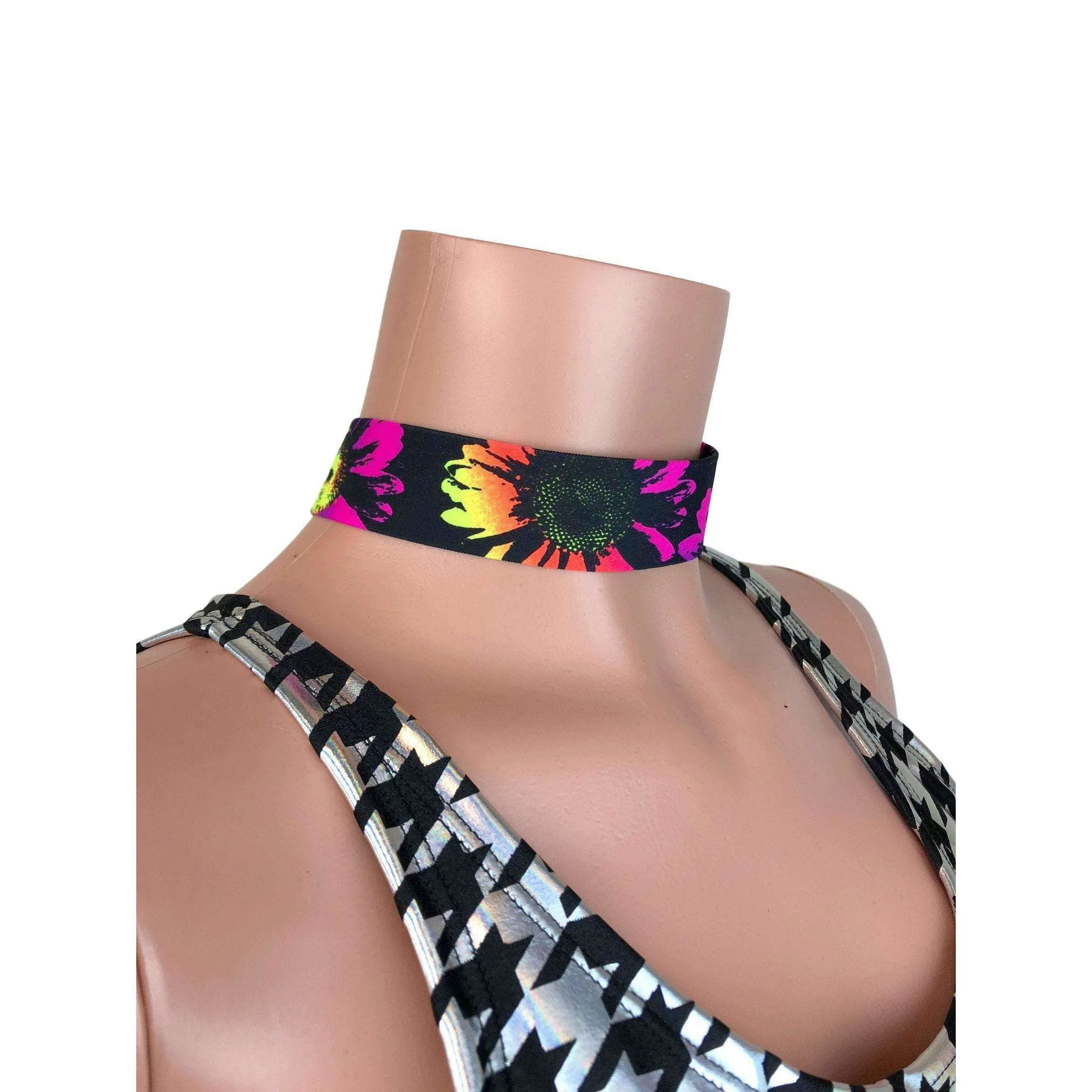 Electric Daisy UV Glow Floral Choker