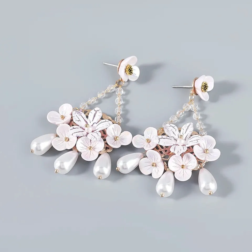 Flower & Pearl Dangle Earrings