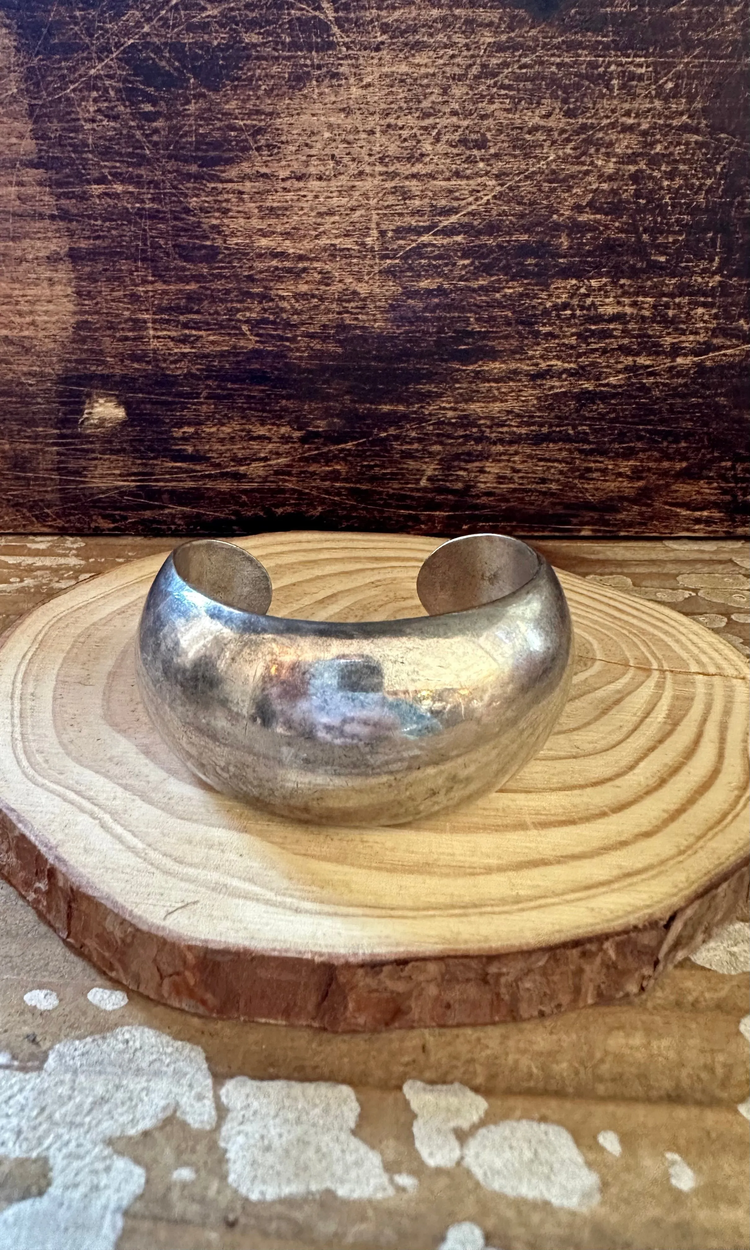 ROUNDED SILVER Vintage Cuff 36g